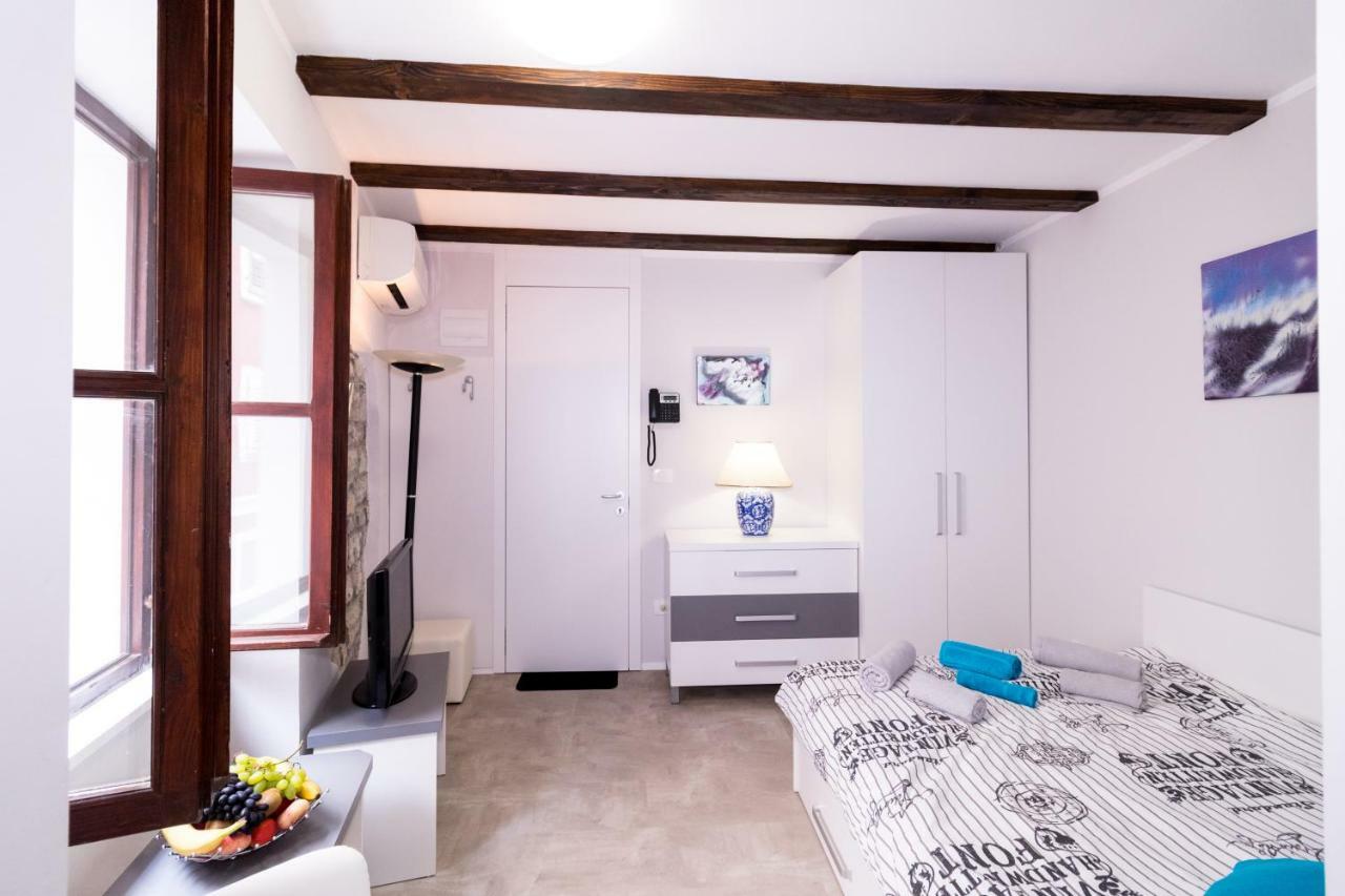Apartments Bella Tara 피란 외부 사진