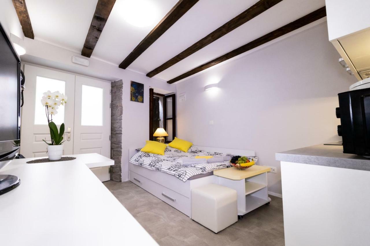 Apartments Bella Tara 피란 외부 사진